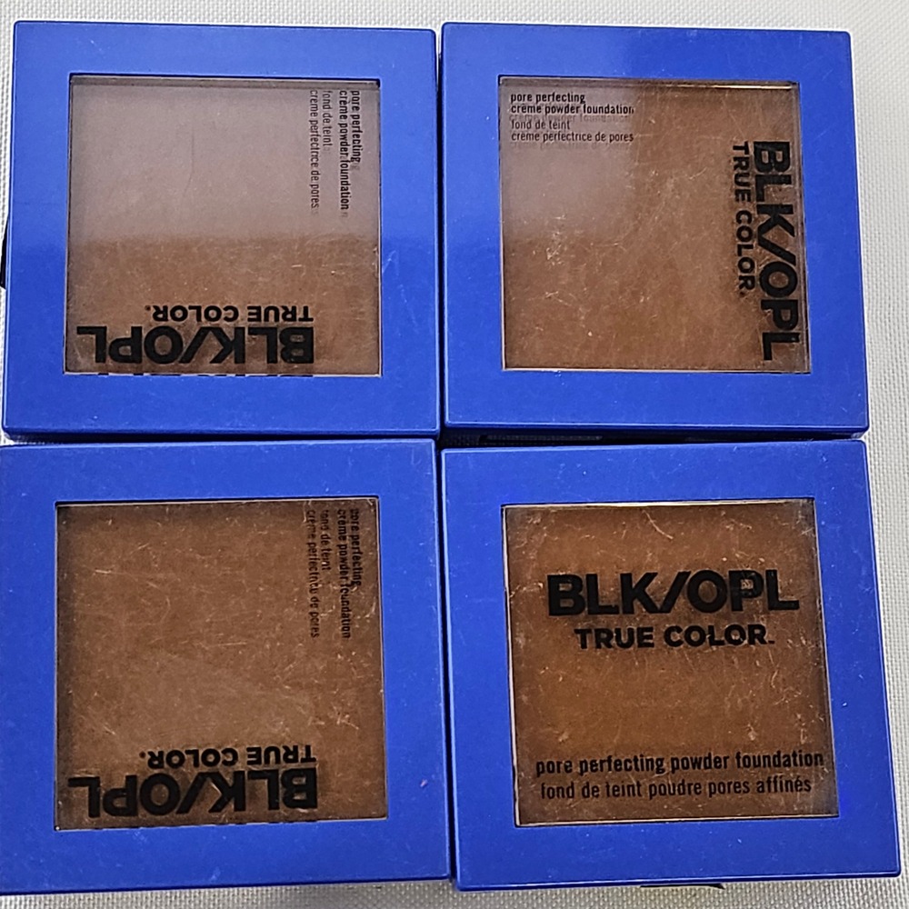 Black Opal True Color Pore Perfecting Powder Foundation 620 Carob Matte 4 Pack